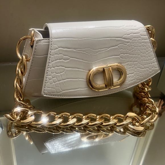 White & gold leather purse - Picture 6 of 7